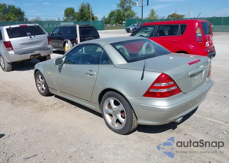 2002 Mercedes-Benz Slk 320 from USA, damaged, VIN WDBKK65F22F255489